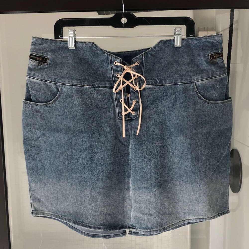 Venus Denim Lace-Up mini Skirt Renaissance casual 16 festival boho